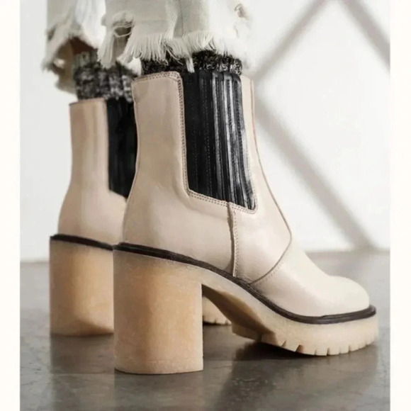 Free People Shoes - New Free People James Essential Chelsea Boot Heeled Platform Leather Bone Shoes